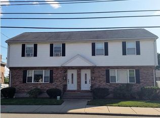 190 River St #2, Waltham, MA 02453