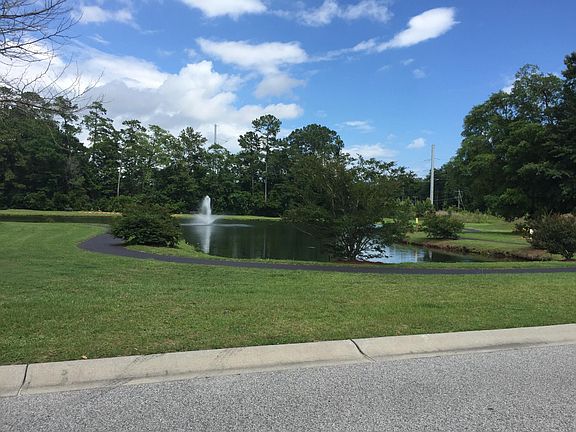 Walking/jogging trail