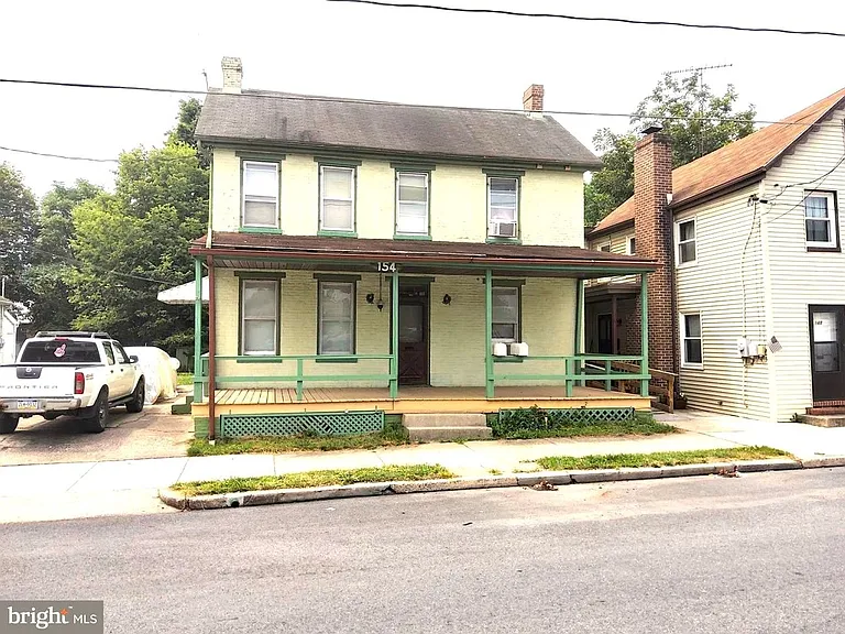154 E Liberty St — Photo 8