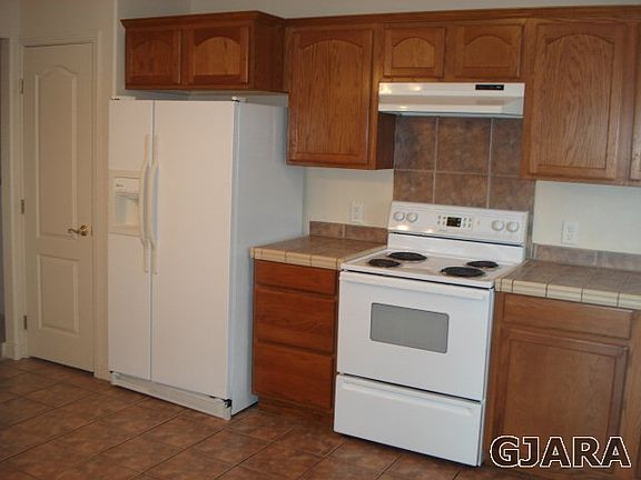 3rd image of 2520 Garnet Ave #5A