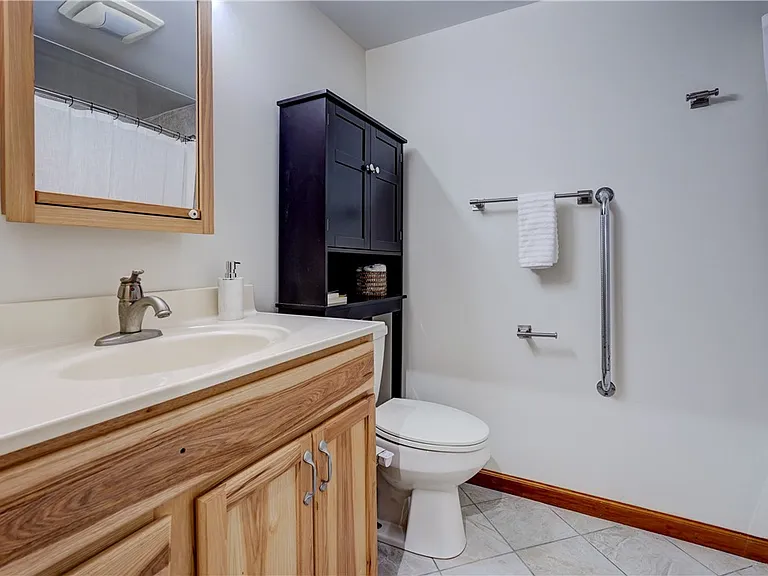 2654 Whalen Rd — Photo 38