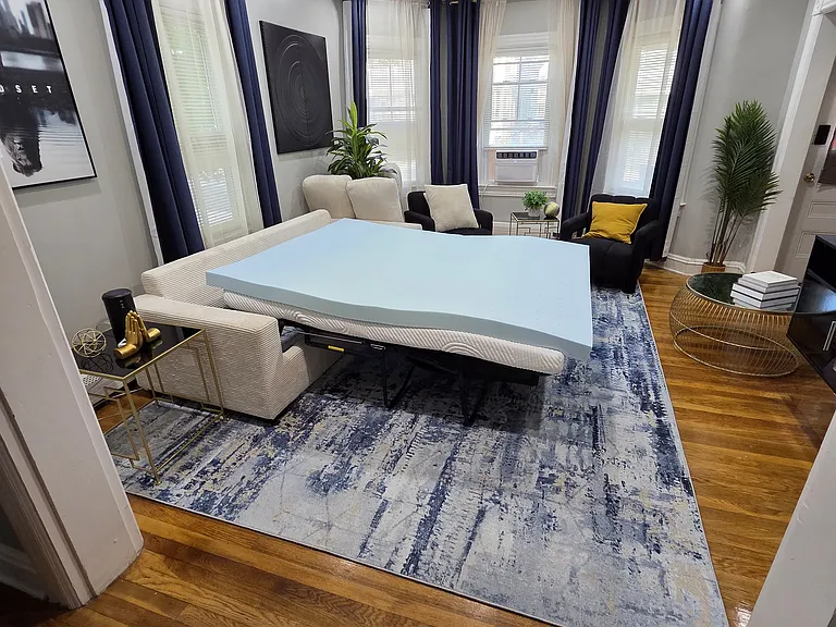 17 Elizabeth St #1 — Photo 2