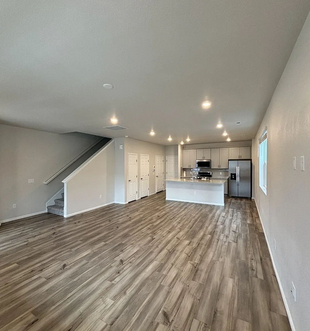 3 bed, 1874 sqft, $2,850 — Photo 2