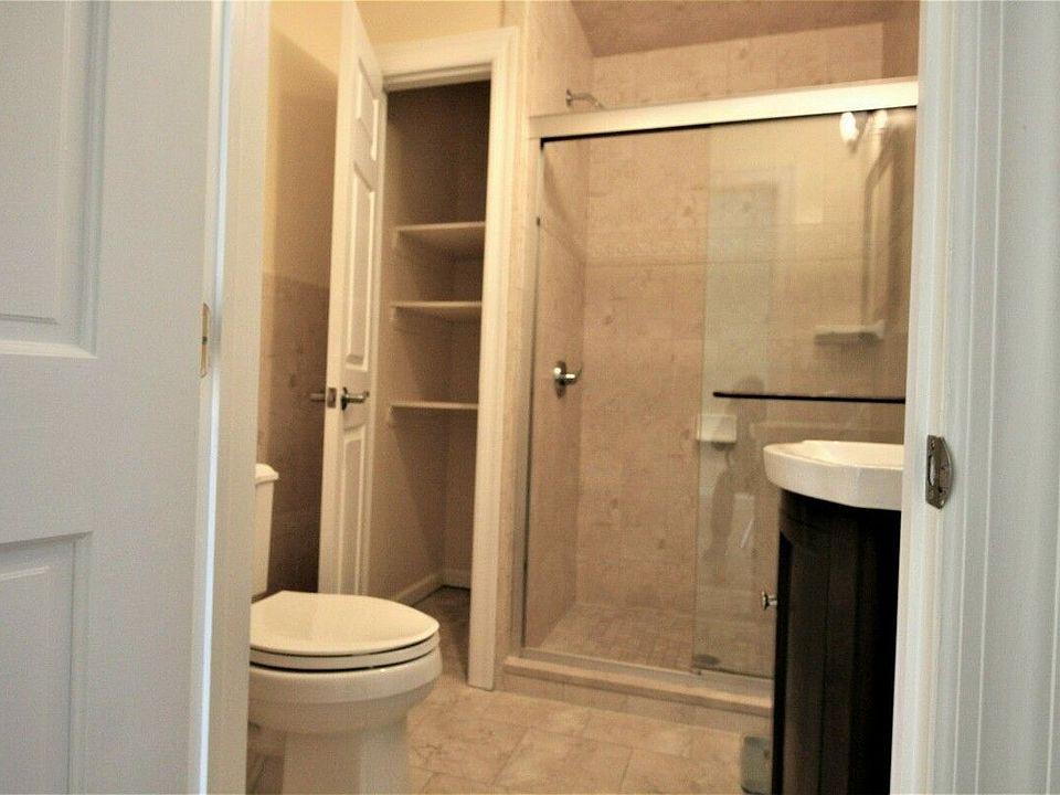 2nd image of 200 Nelson St Floor 3