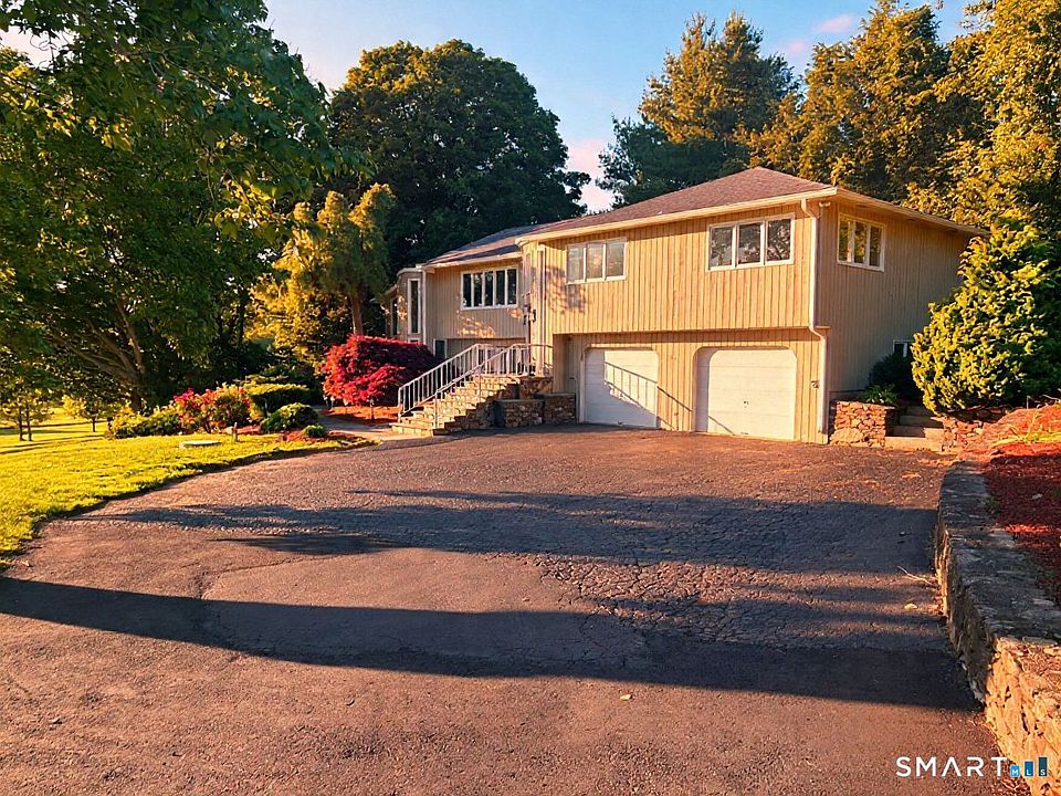 1st image of 469 Shelton Avenue