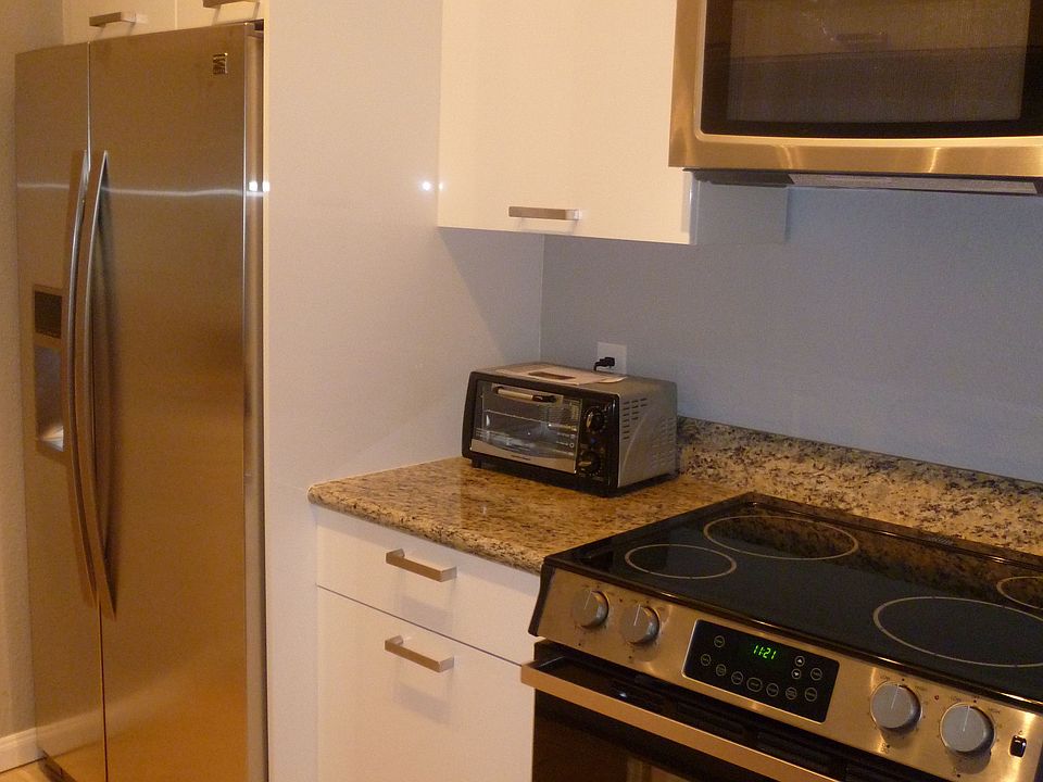 1st image of 1201 Glen Cove Pkwy APT 606