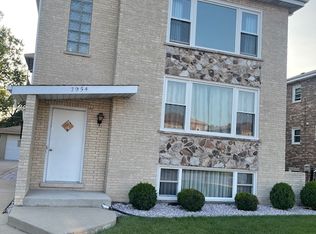 7954 Nordica Ave #2, Burbank, IL 60459