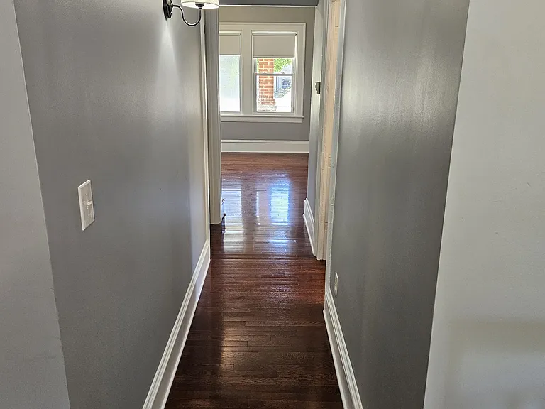 117 Hastings St NE #1 — Photo 5