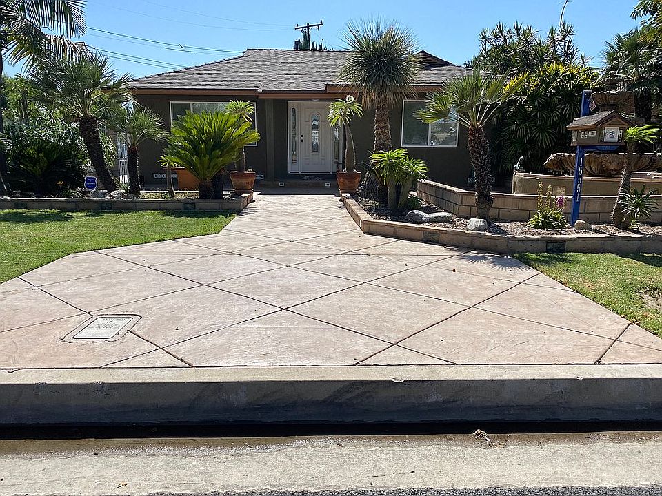 1st image of 15551 Santa Ana Ave