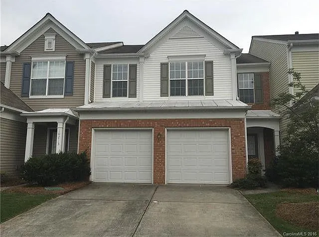 10217 Kendra Ct — Photo 1