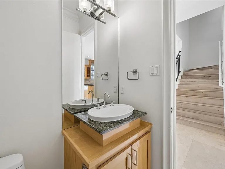 6906 Sewanee St — Photo 10
