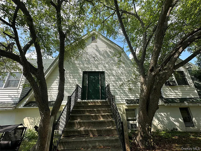 15 Kelly Ln #C — Photo 1