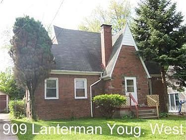 1st image of 909 Lanterman Ave