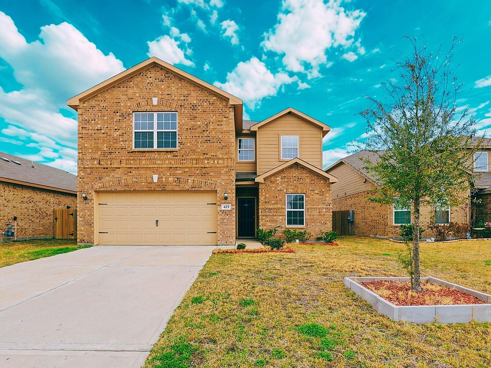 1st image of 425 Elaine Valley Dr