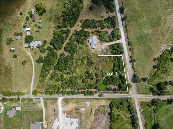 1 County Road 110, Iola, TX 77861