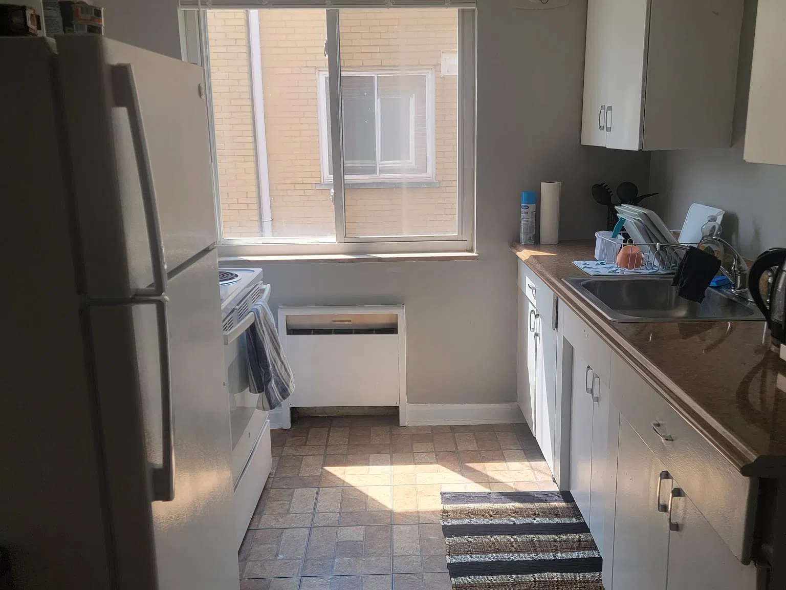 3906 E Gatewood Ln — Photo 4
