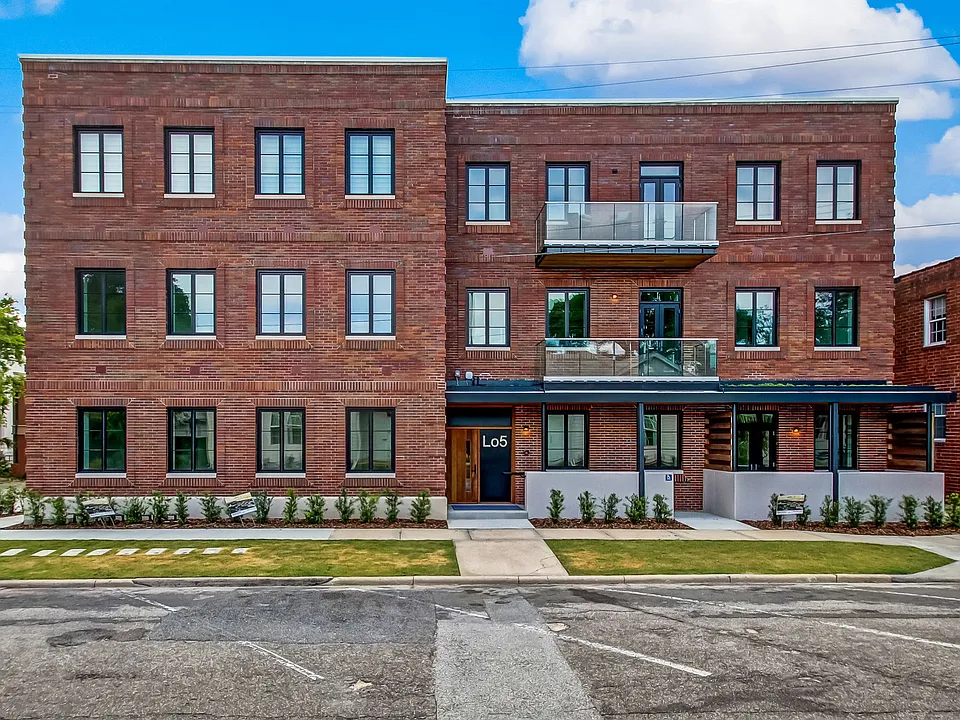 19 N 5th St #3100