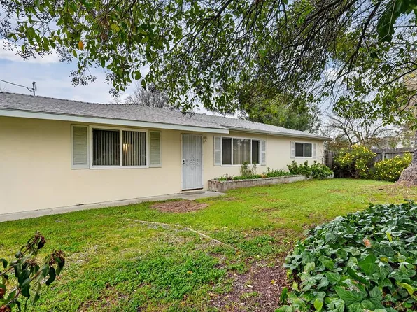 4141 Walnut Ave, Carmichael, CA 95608
