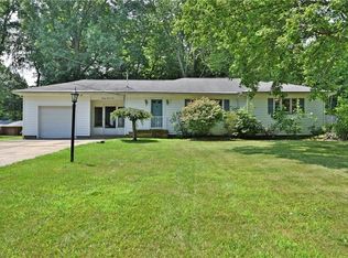 2906 Gretchen Dr NE, Warren, OH 44483