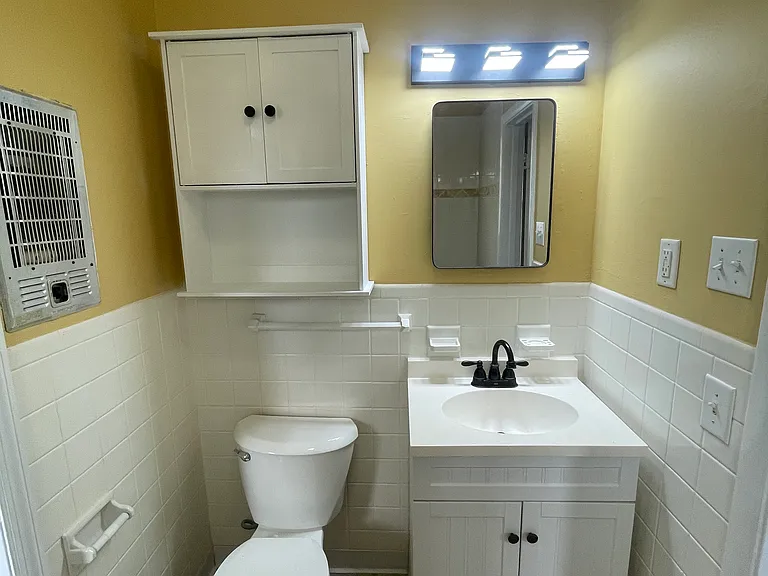 2425 Chapel Ave #B — Photo 13