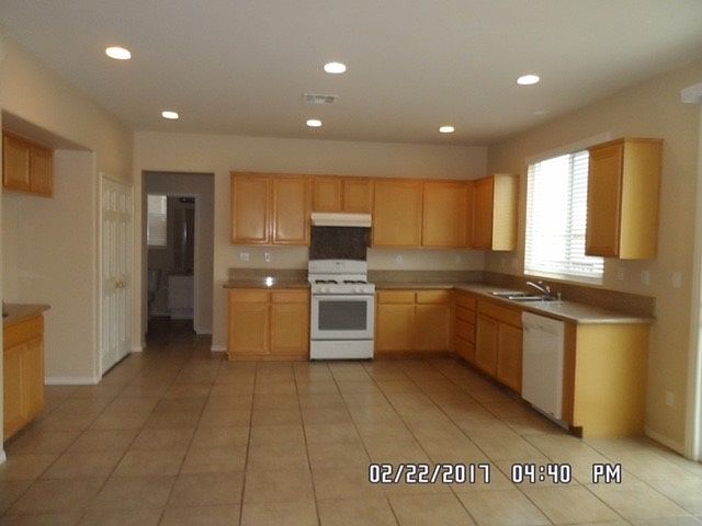 2nd image of 14041 Katelyn St