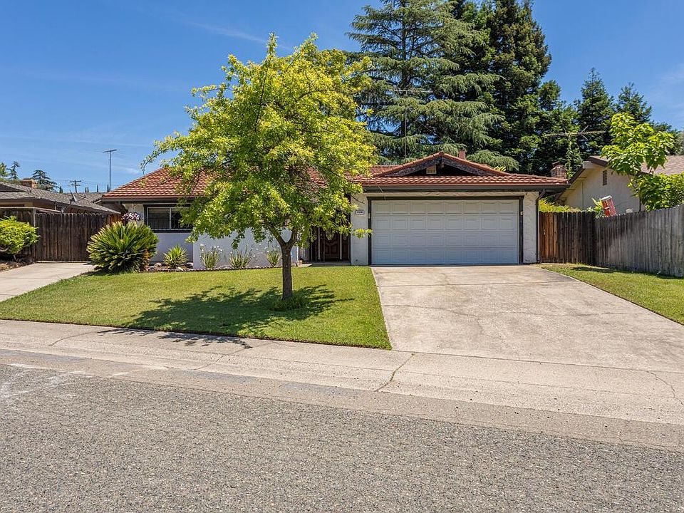1st image of 4556 Olivegate Dr