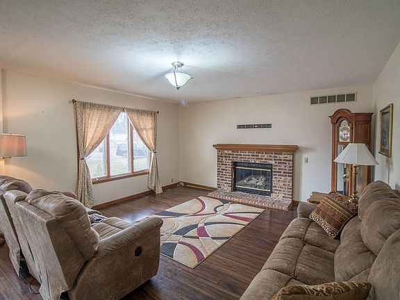 2nd image of 4598 Weswilmar Dr