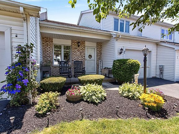 2nd image of 23 Dearfield Ct