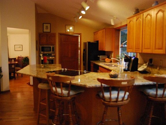 3rd image of 8824 164th St E