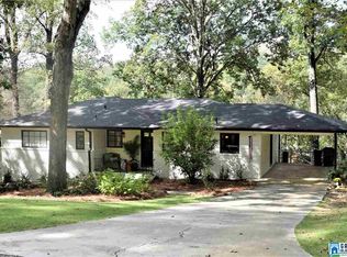 1812 Old Creek Trl, Vestavia Hills, AL 35216