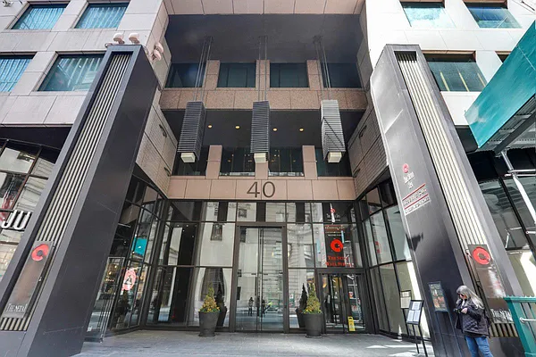 Sold by Level Group | media 9