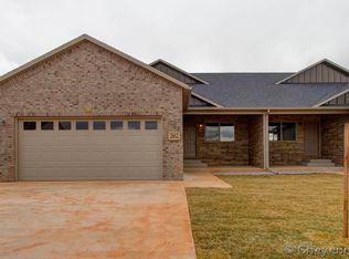 1560 N 28th St, Laramie, WY 82072