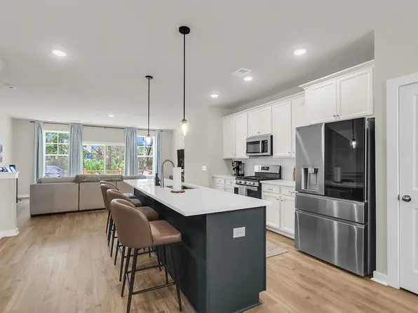 1041 Old Cypress Run, Hanahan, SC 29410