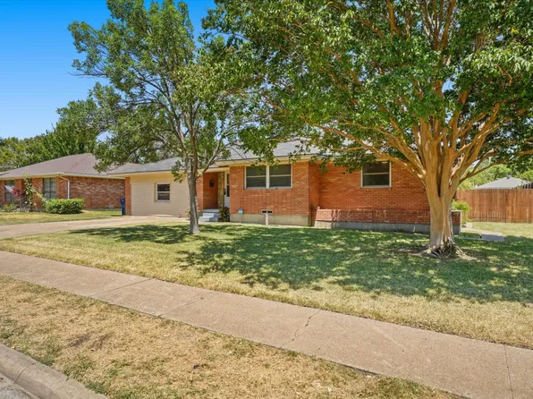 1800 Morningside Dr, Garland, TX 75042