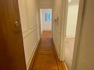 2045 Spruce St APT 1R, Philadelphia, PA 19103