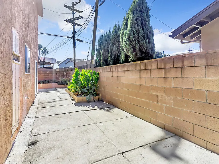 4518 Alice St #4518 — Photo 17