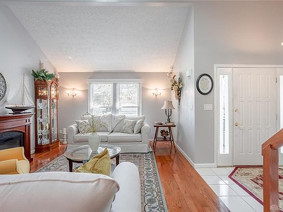 3rd image of 6061 Edna Oaks Ct