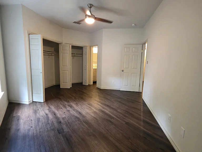100 Jackman St #108 — Photo 15