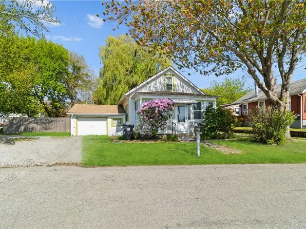 10 Progress St, Warwick, RI 02889