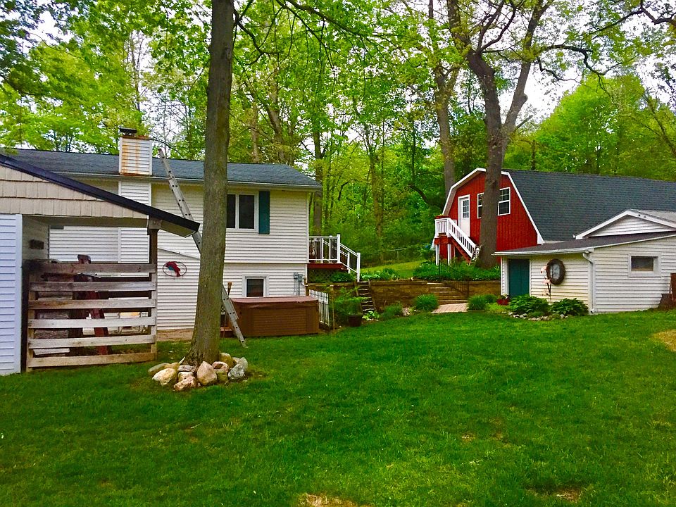 2nd image of 8800 Stephens Dr