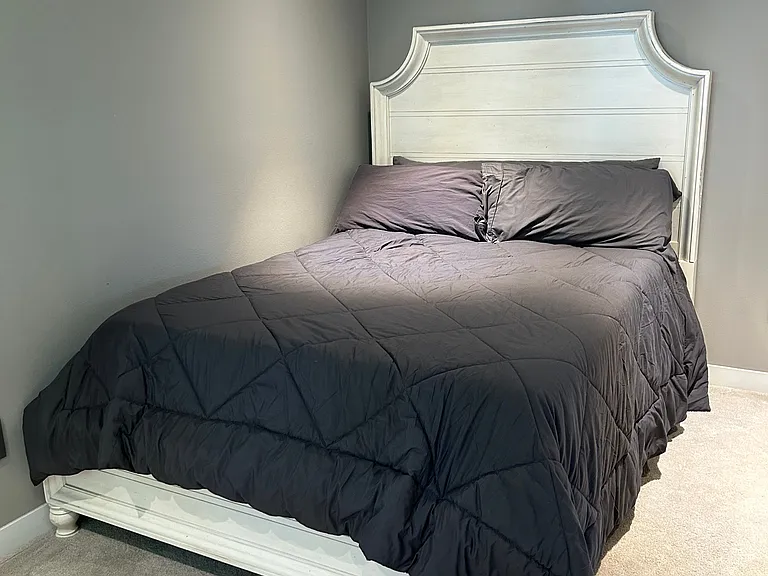 306 Regina Ave S #1 — Photo 9