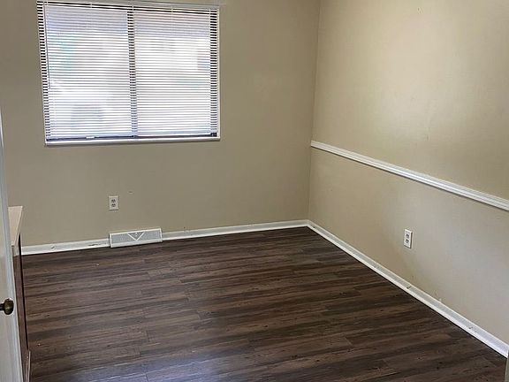 3rd image of 6051 In The Pines Dr SE #8729802