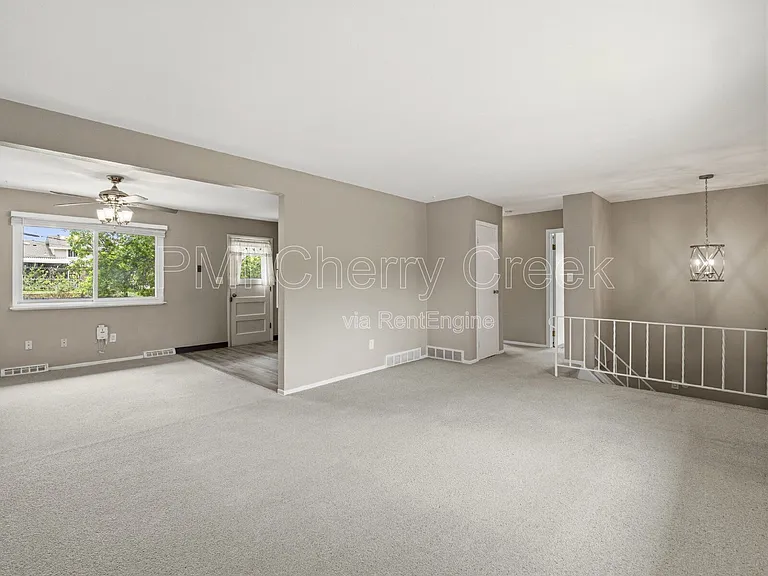 766 W Davies Way — Photo 4