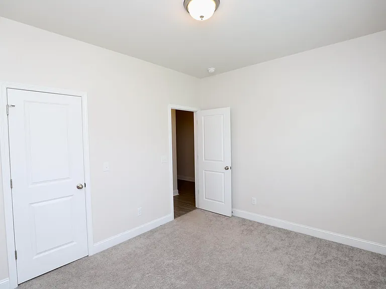 870 Curlew Cir — Photo 16