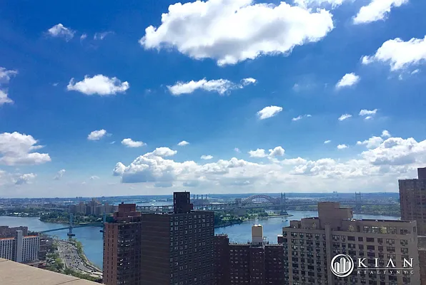 Rented by Kian Realty | media 9