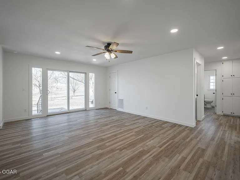 1304 Massachusetts Ave — Photo 3