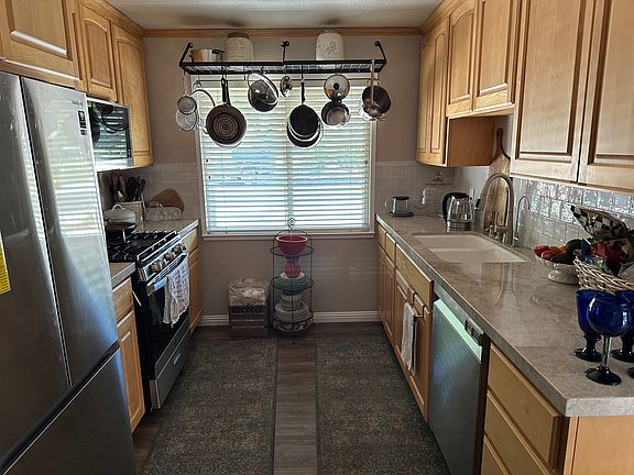 3rd image of 230 El Cajon Way