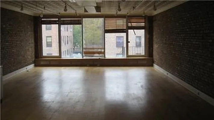 Rented by Living New York | media 40