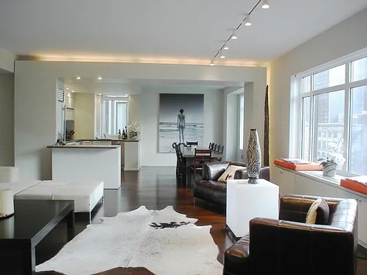 Sold by Stribling | media 11