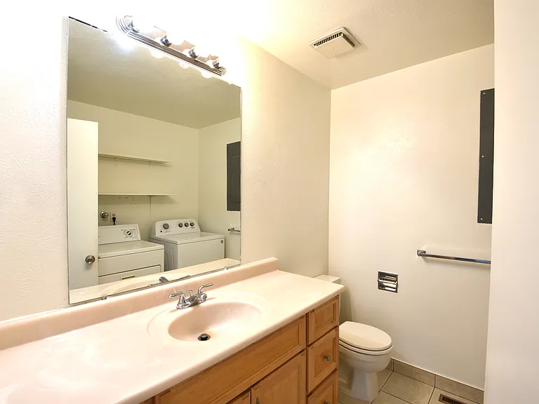 5550 Pennsylvania Ave #2 — Photo 9
